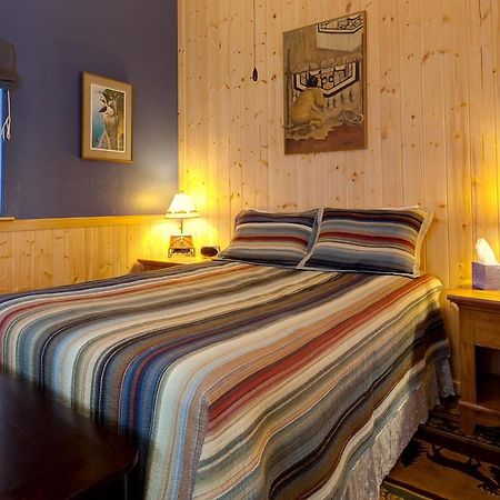 Sea Parrot Inn Seldovia Ngoại thất bức ảnh