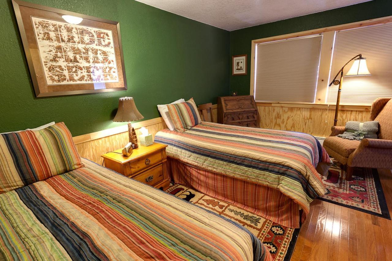 Sea Parrot Inn Seldovia Ngoại thất bức ảnh