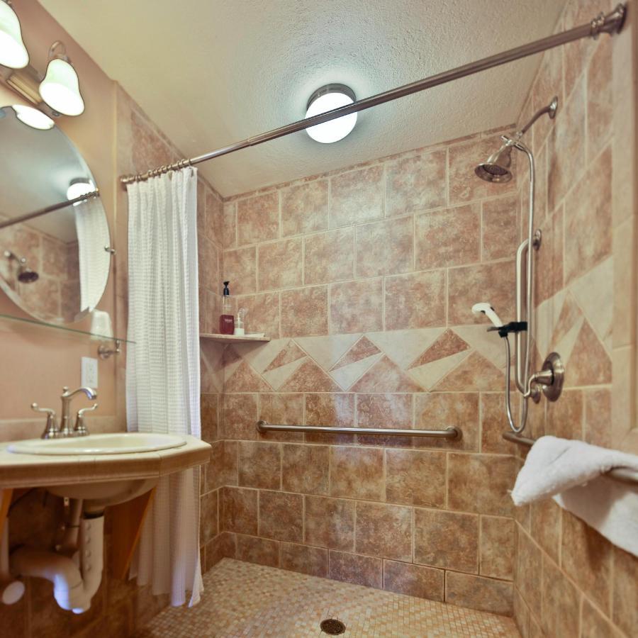 Sea Parrot Inn Seldovia Ngoại thất bức ảnh